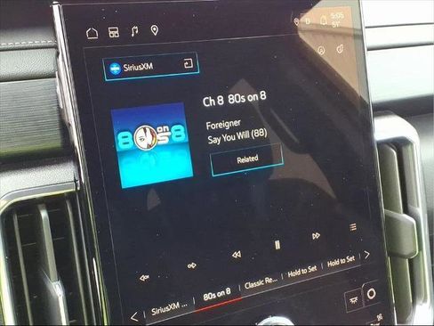 Used 2025 GMC Acadia Elevation image 12