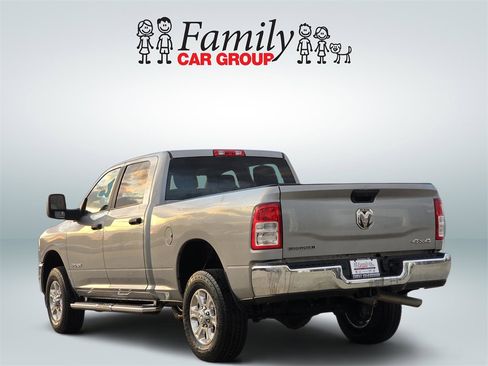 Used 2024 RAM 2500 Big Horn image 3