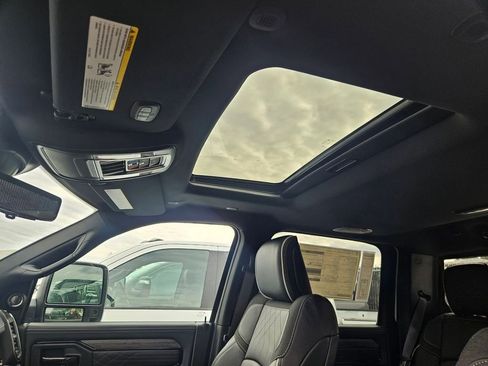 New 2026 RAM 3500 Limited image 28