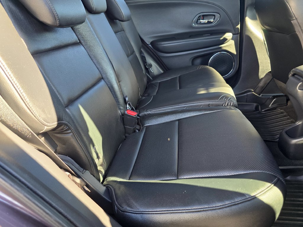 Used 2019 Honda HR-V Touring image 14