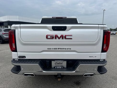 Used 2025 GMC Sierra 1500 SLT w/ SLT Premium Plus Package AWD/4WD image 5