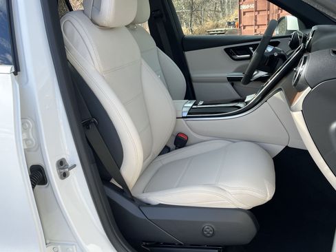 Used 2026 Mercedes-Benz GLC 300 4MATIC image 26
