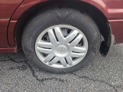 Used 2001 Toyota Camry LE image 11