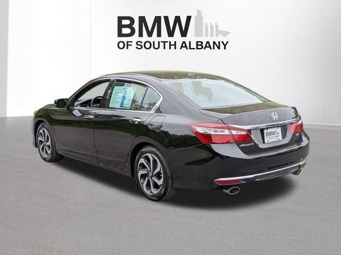 Used 2017 Honda Accord EX-L image 4