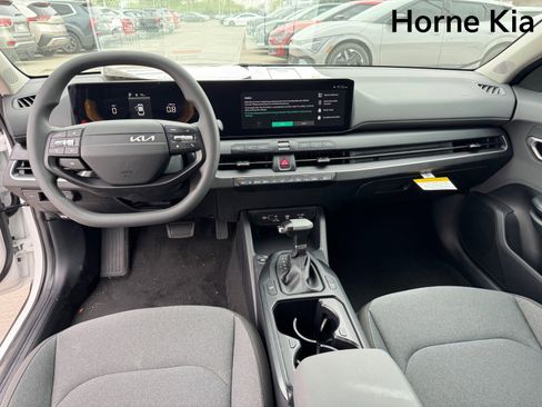 New 2026 Kia K4 LXS image 14