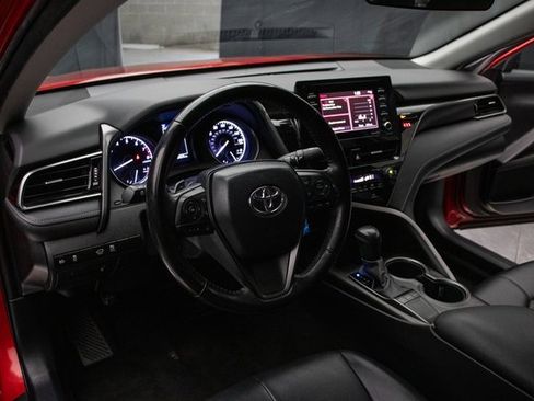 Used 2022 Toyota Camry SE image 25