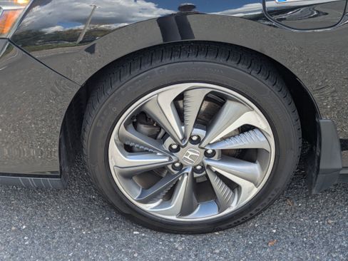 Used 2018 Honda Clarity Touring image 10