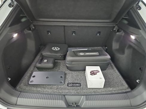 New 2026 Volkswagen ID.4 Pro image 34