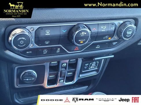 Used 2024 Jeep Wrangler Unlimited Sport AWD/4WD image 11