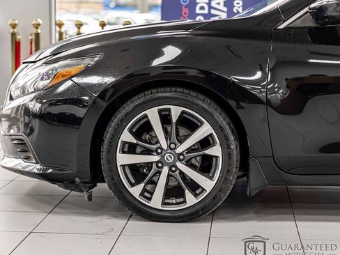Used 2016 Nissan Altima 2.5 SR FWD image 7