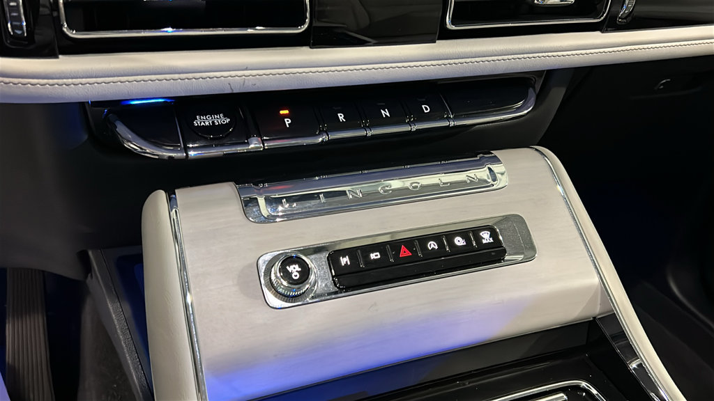 Used 2026 Lincoln Aviator Reserve w/ Illumination Package AWD/4WD image 17