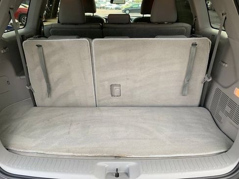 Used 2016 Toyota Highlander XLE FWD image 16