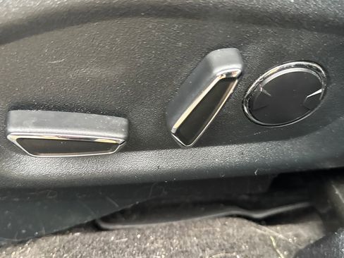 Used 2018 Ford Explorer Sport w/ Equipment Group 401A image 22