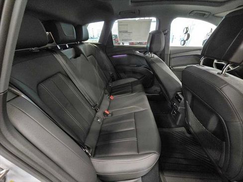 New 2024 Audi Q4 e-tron Premium Plus image 17