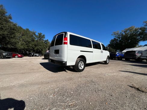 Used 2023 Chevrolet Express 3500 LS image 41