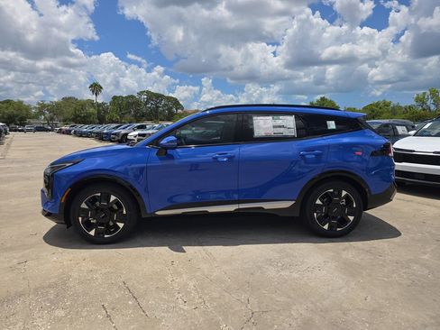 New 2026 Kia Sportage SX FWD image 5