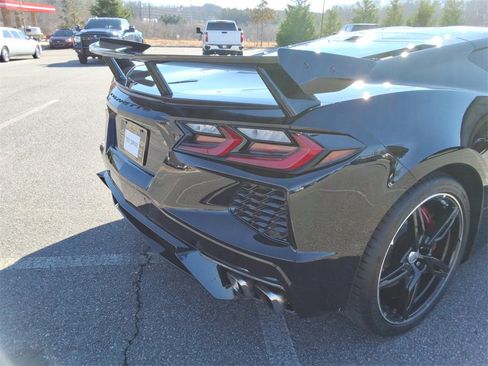 Used 2020 Chevrolet Corvette Stingray Premium Cpe w/ 3LT Preferred Equipment Group image 14