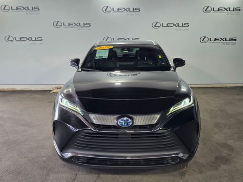 Used 2022 Toyota Venza LE AWD/4WD image 2