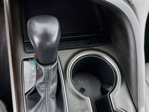 Used 2022 Toyota Camry SE FWD image 18