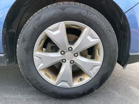 Used 2015 Subaru Forester 2.5i Premium w/ All-Weather Package image 9