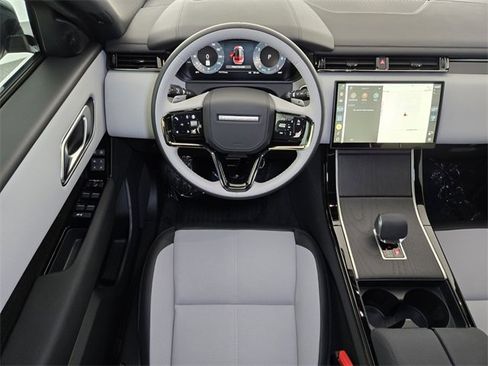 New 2026 Land Rover Range Rover Velar Dynamic SE image 12