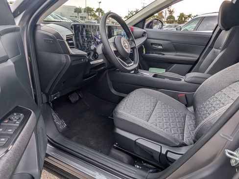 New 2026 Nissan Kicks SV FWD image 11