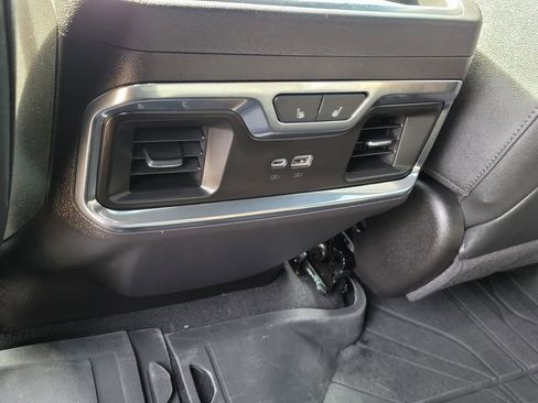 Used 2024 Chevrolet Silverado 1500 High Country w/ High Country Premium Package image 21