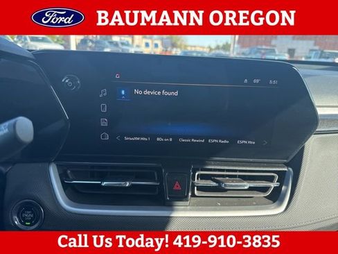 Used 2025 Chevrolet TrailBlazer LT AWD/4WD image 16