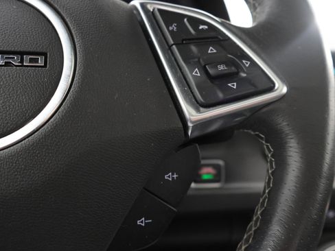 Used 2017 Chevrolet Camaro SS RWD image 15