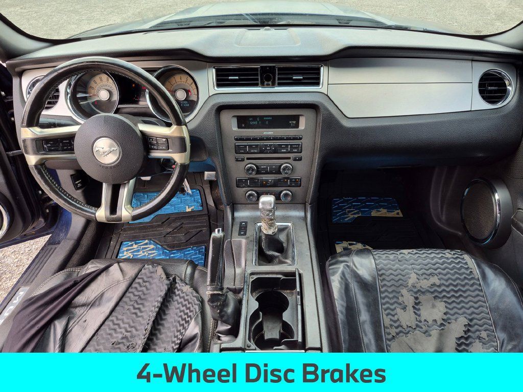 Used 2010 Ford Mustang GT Premium RWD image 24