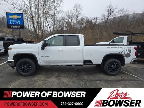 New 2026 Chevrolet Silverado 2500 LT AWD/4WD image 2