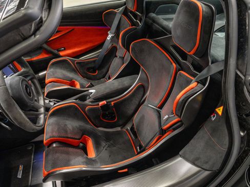 Used 2021 McLaren 765LT image 21