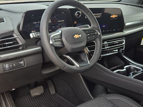 New 2026 Chevrolet Traverse LT w/ LPO, Floor Liner Package FWD image 16
