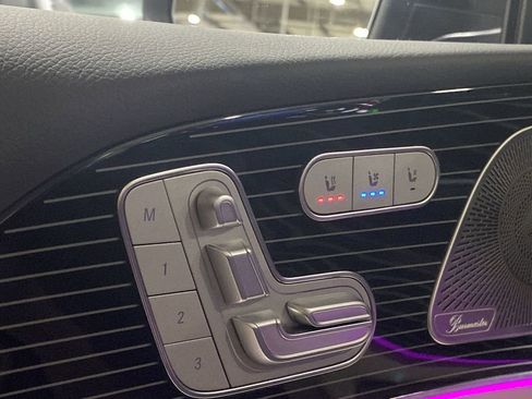 Certified 2026 Mercedes-Benz GLS 450 4MATIC image 10