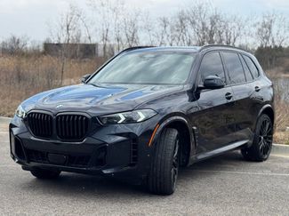 Used 2025 BMW X5 xDrive40i w/ M Sport Package video 3