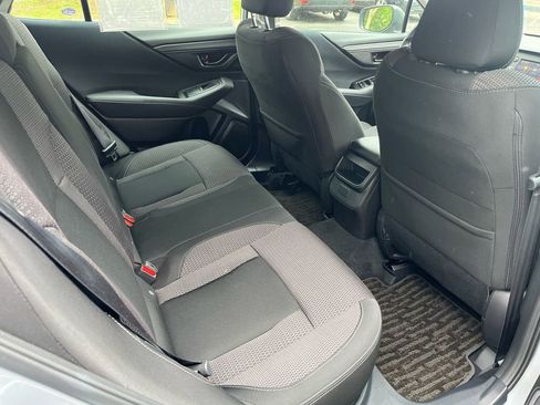 Used 2023 Subaru Outback AWD/4WD image 17