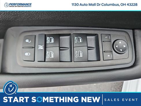 New 2026 Chrysler Pacifica Select image 22