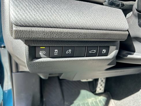 Certified 2025 Toyota Camry SE w/ Convenience Package FWD image 14