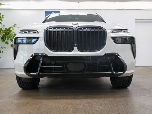 Used 2023 BMW X7 xDrive40i w/ Executive Package AWD/4WD image 26