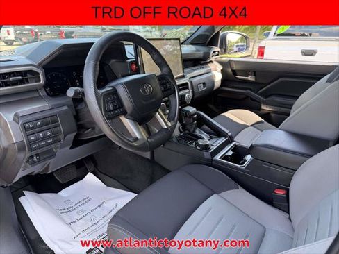 Certified 2025 Toyota Tacoma TRD Off-Road w/ TRD Off Road Upgrade Package AWD/4WD image 16