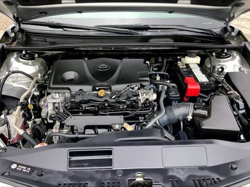 Certified 2022 Toyota Camry XSE FWD image 31