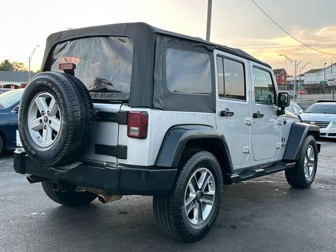 Used 2007 Jeep Wrangler Unlimited X RWD image 9