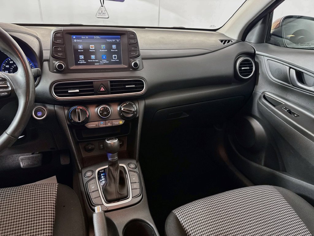 Used 2019 Hyundai Kona SEL w/ SEL Tech Package 02 AWD/4WD image 28
