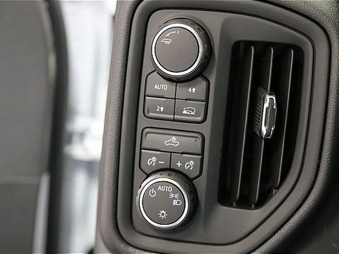 New 2025 Chevrolet Silverado 1500 W/T w/ WT Value Package image 13