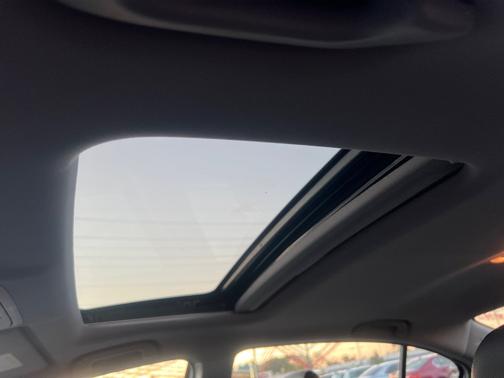 Used 2015 Honda Accord EX-L image 38