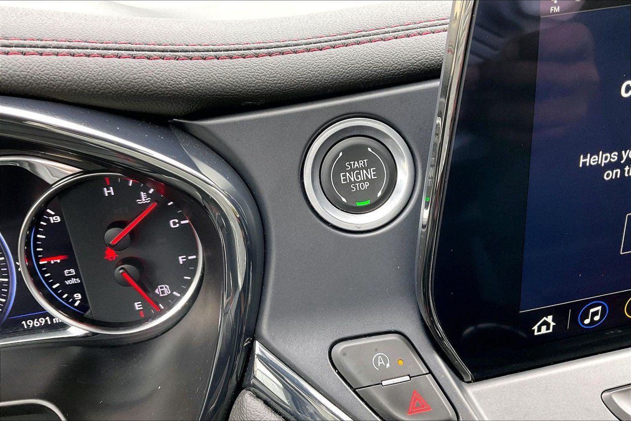 Used 2023 Chevrolet Blazer RS w/ Enhanced Convenience Package FWD image 28