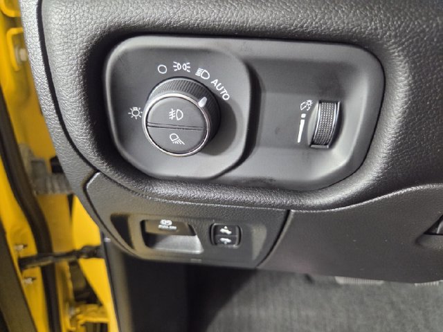 Used 2023 RAM 1500 Rebel w/ Rebel Level 2 Equipment Group AWD/4WD image 19