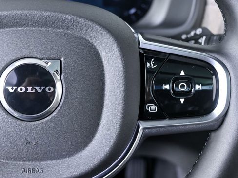 Certified 2026 Volvo XC90 B6 Plus w/ Protection Package Premier AWD/4WD image 13
