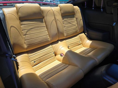 Used 2007 Ford Mustang GT RWD image 12
