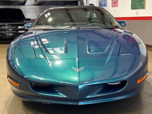 Used 1997 Pontiac Firebird Formula w/ Opt Pkg RWD image 42